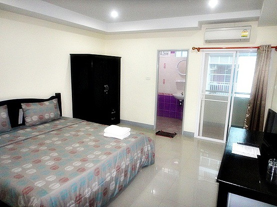 Condo — photo 5