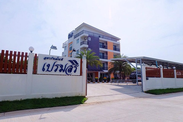 Condo — photo 3