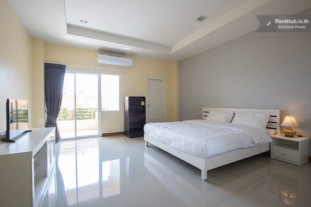 Condo — photo 3