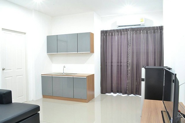 Condo — photo 5