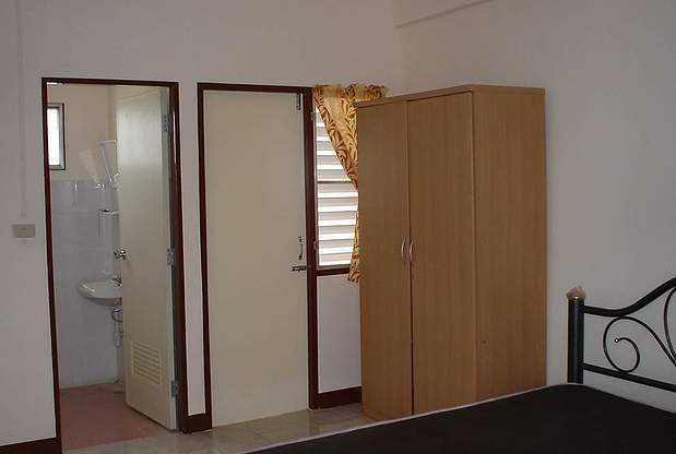 Condo — photo 2