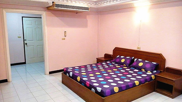 Condo — photo 5