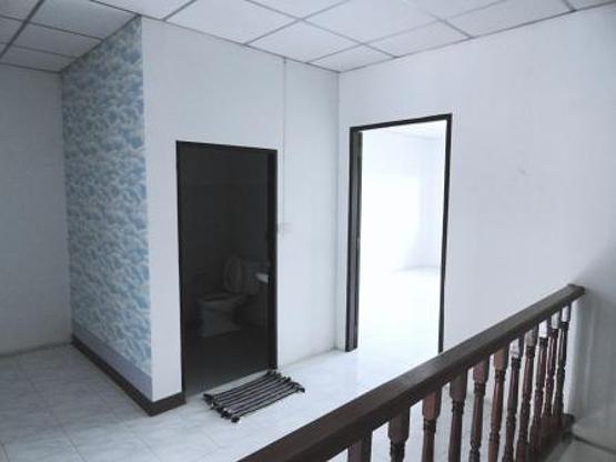 Condo — photo 5