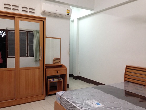 Condo — photo 2