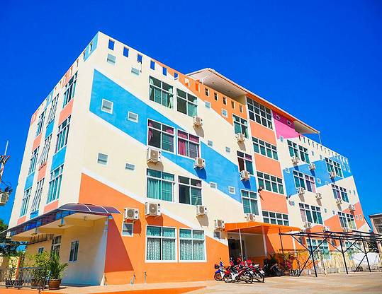 Condo — photo 1