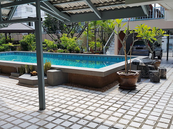 Condo · Watthana, bangkok — photo 1