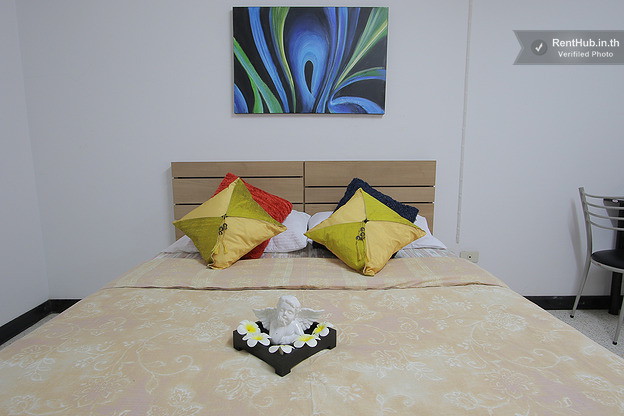 Condo — photo 2