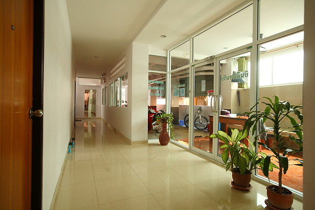 Condo — photo 4