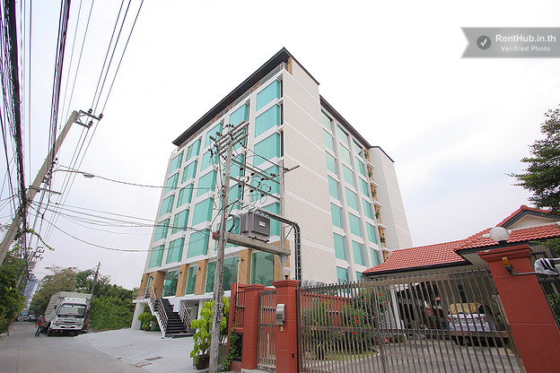 Condo · Phra Khanong, bangkok — photo 2