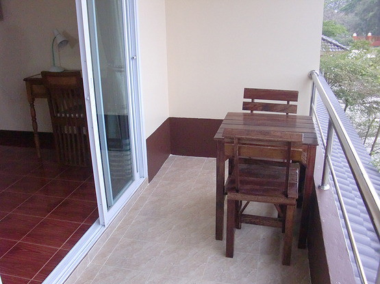 Condo — photo 2