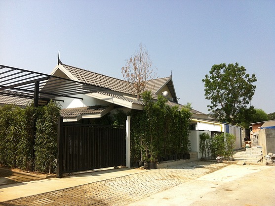 Condo — photo 3