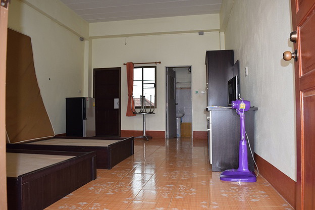 Condo — photo 2