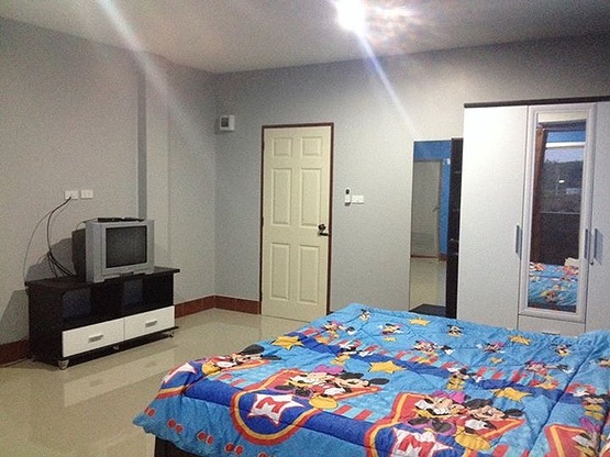 Condo — photo 2