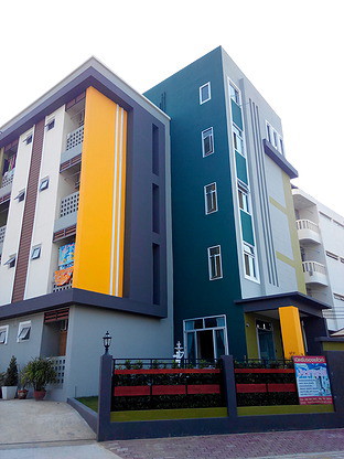 Condo — photo 2