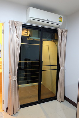Condo · Wang Thonglang, bangkok — photo 5
