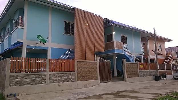 Condo — photo 1