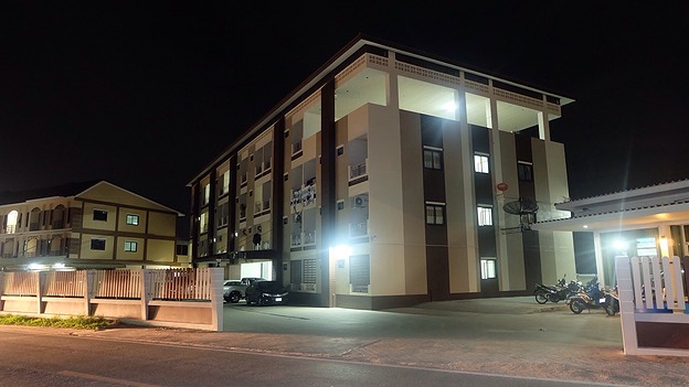 Condo · Mueang Chon Buri, chon_buri — photo 2