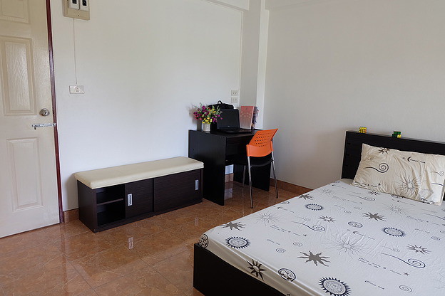 Condo · Mueang Chon Buri, chon_buri — photo 3