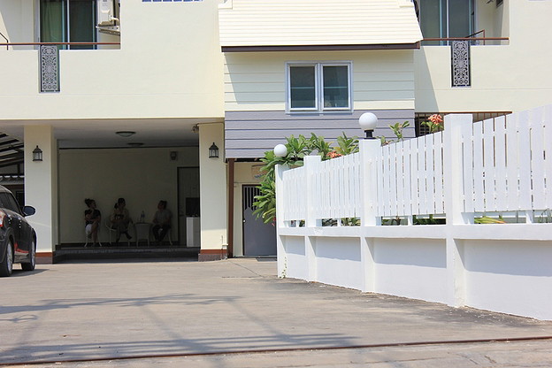 Condo — photo 3