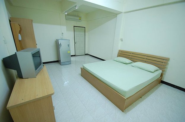 Condo — photo 2