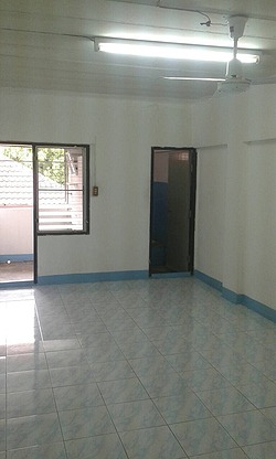 Condo — photo 2