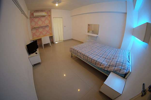 Condo — photo 4