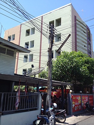Condo — photo 3