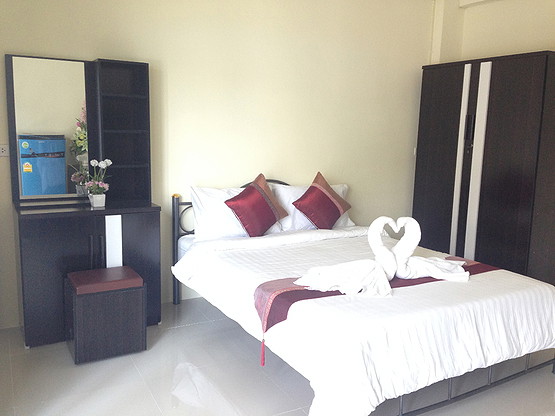 Condo — photo 1