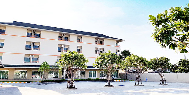 Condo · Mueang Samut Prakan — photo 1
