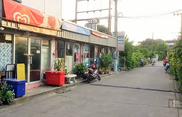 Condo · Mueang Samut Prakan — photo 2