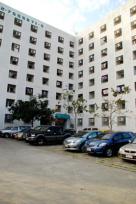Condo · Mueang Samut Prakan — photo 3