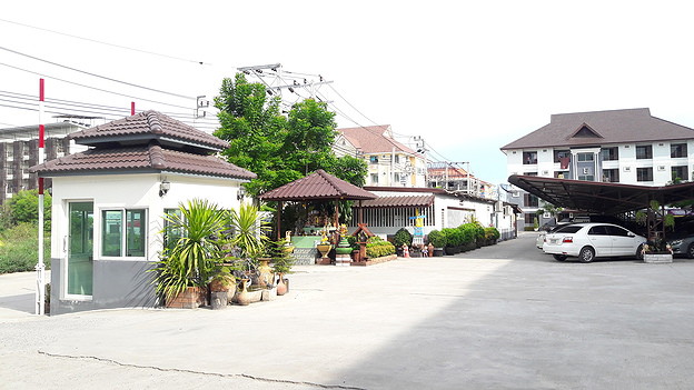 Condo · Lat Krabang, bangkok — photo 2