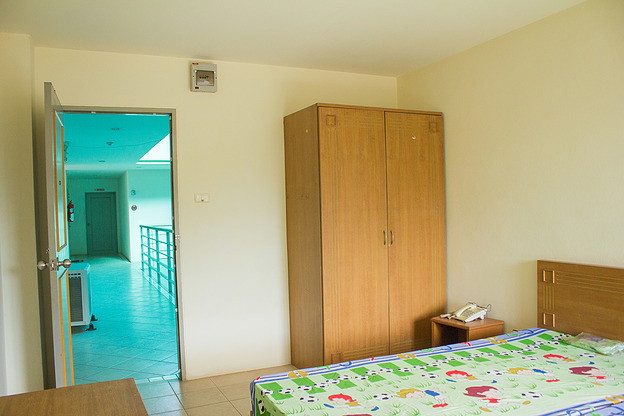 Condo — photo 1