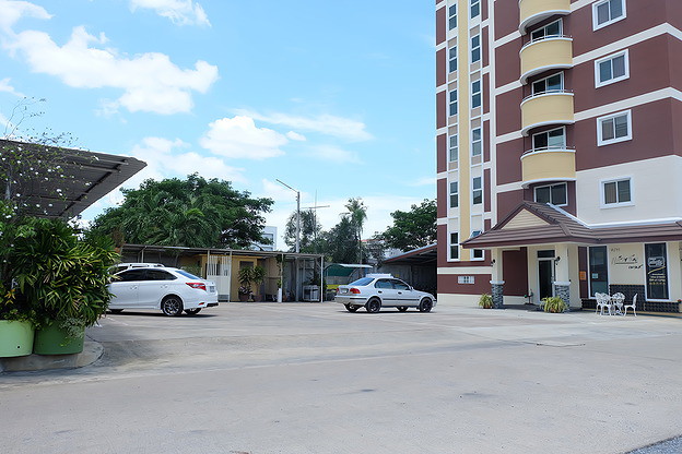 Condo — photo 4