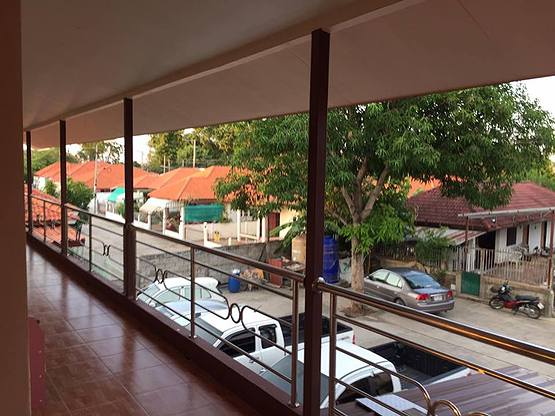 Condo — photo 2