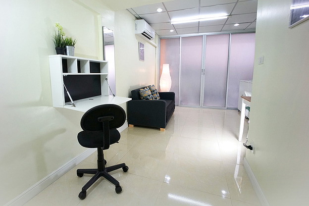 Condo · Bang Rak, bangkok — photo 1