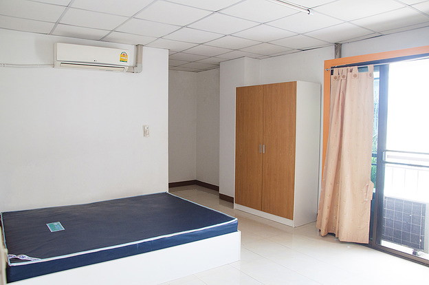 Condo · bangkok — photo 2