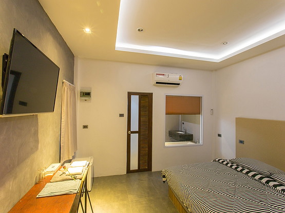 Condo — photo 2