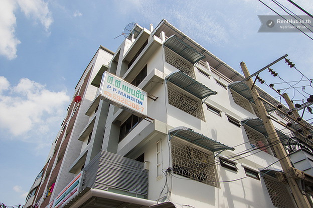 Condo · Huai Khwang, bangkok — photo 2