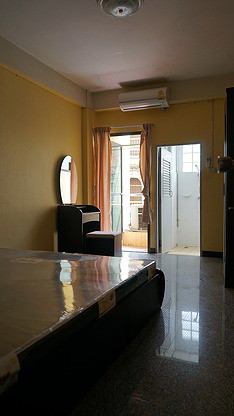 Condo · bangkok — photo 1