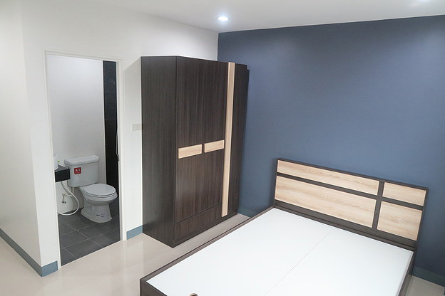 Condo · Bangkok Noi, bangkok — photo 1
