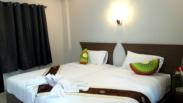 Condo — photo 3