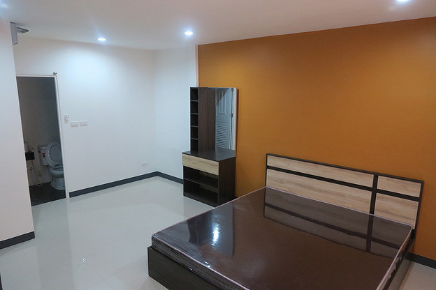 Condo · Bangkok Noi, bangkok — photo 3
