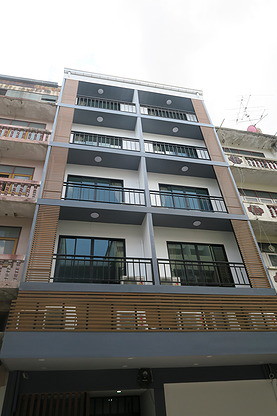 Condo · Bangkok Noi, bangkok — photo 2
