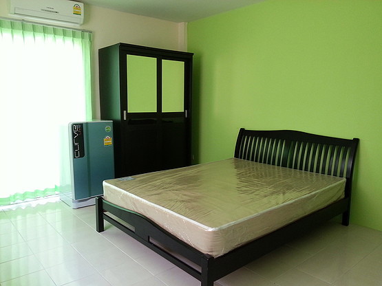 Condo · Mueang Chon Buri, chon_buri — photo 2