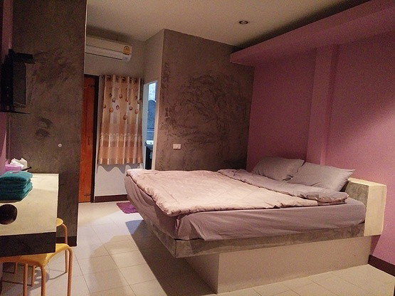 Condo — photo 2