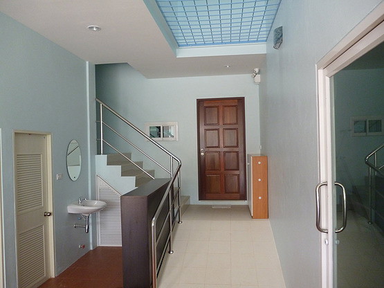 Condo — photo 2