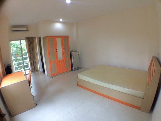 Condo — photo 3