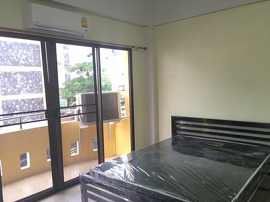 Condo · Mueang Chon Buri, chon_buri — photo 2