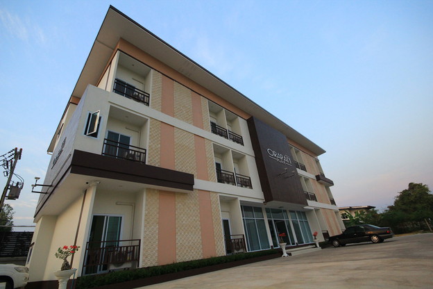 Condo — photo 2